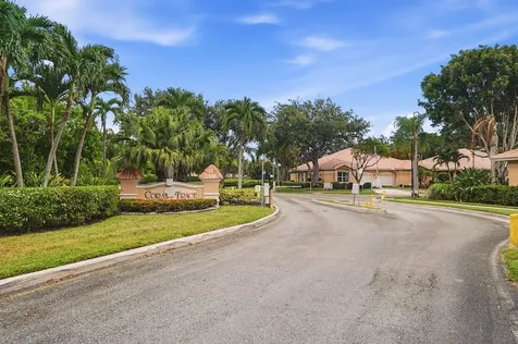 368 W Coral Trace Circle Delray Beach FL 33445