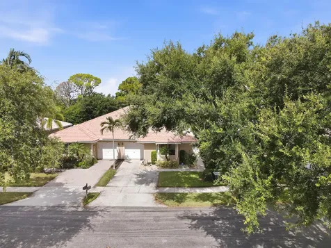 368 W Coral Trace Circle Delray Beach FL 33445