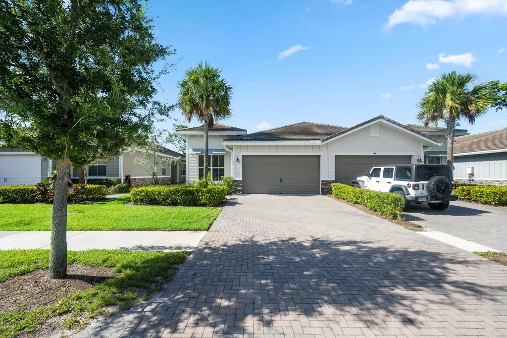 19656 Weathervane Way Loxahatchee FL 33470