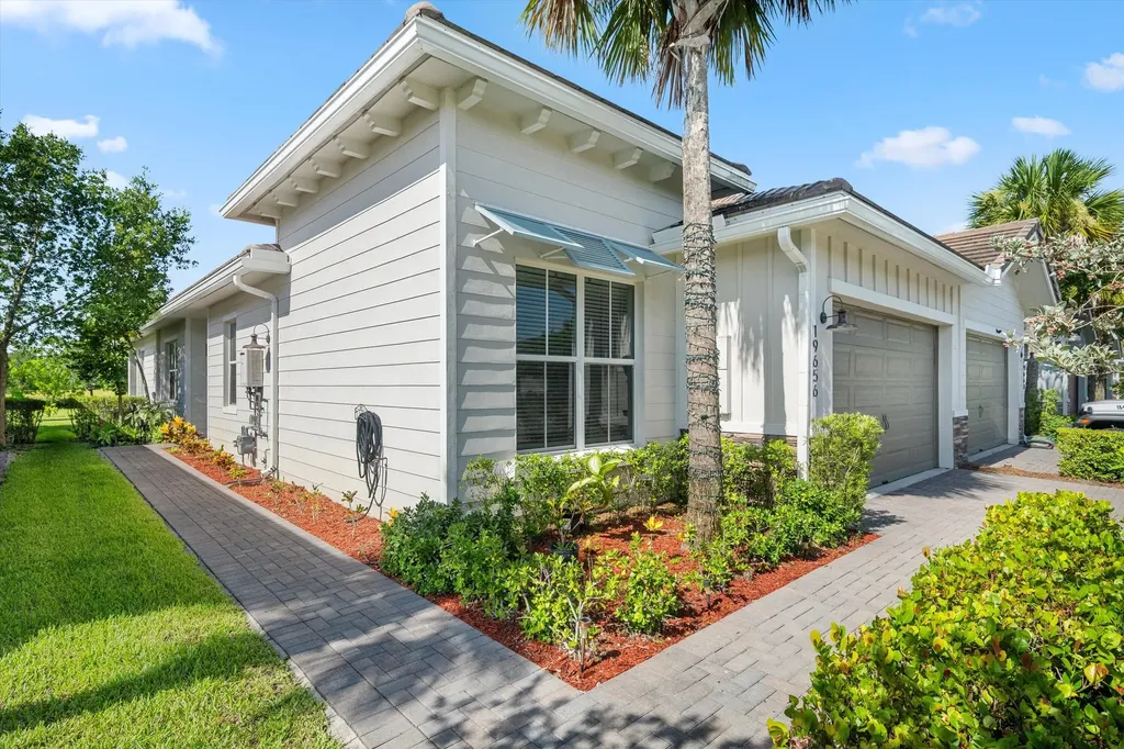 19656 Weathervane Way Loxahatchee FL 33470