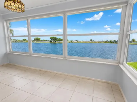 1114 Lake Terrace Boynton Beach FL 33426