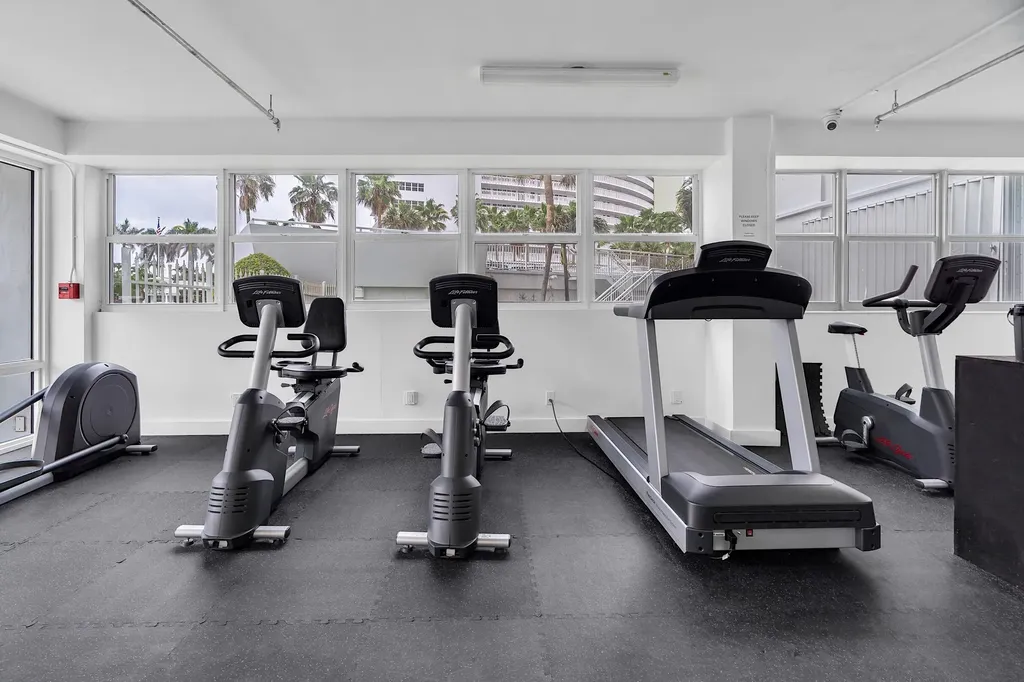 1920 S Ocean Drive Fort Lauderdale FL 33316