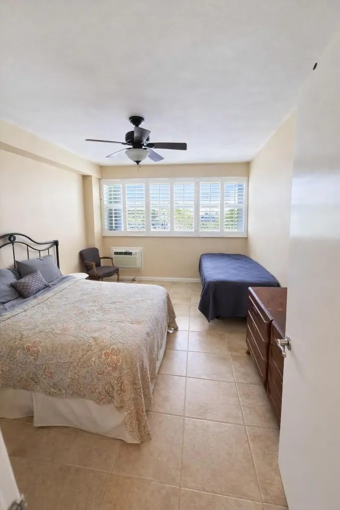 1920 S Ocean Drive Fort Lauderdale FL 33316