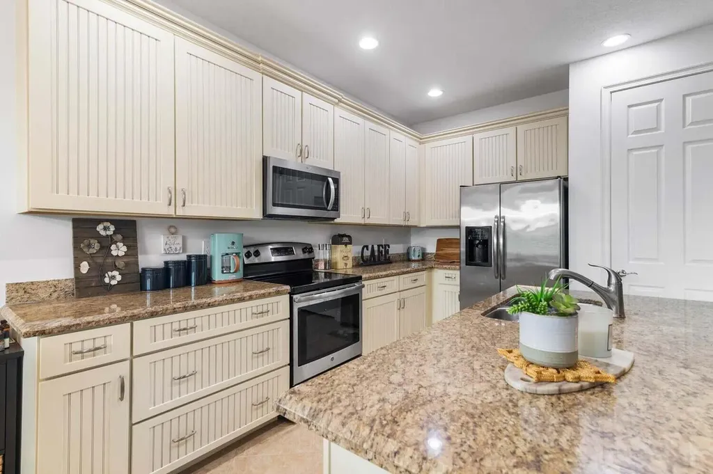 12170 SW Bennington Circle Port St Lucie FL 34987