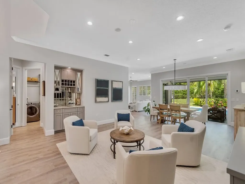 2229 Falls Circle Vero Beach FL 32967
