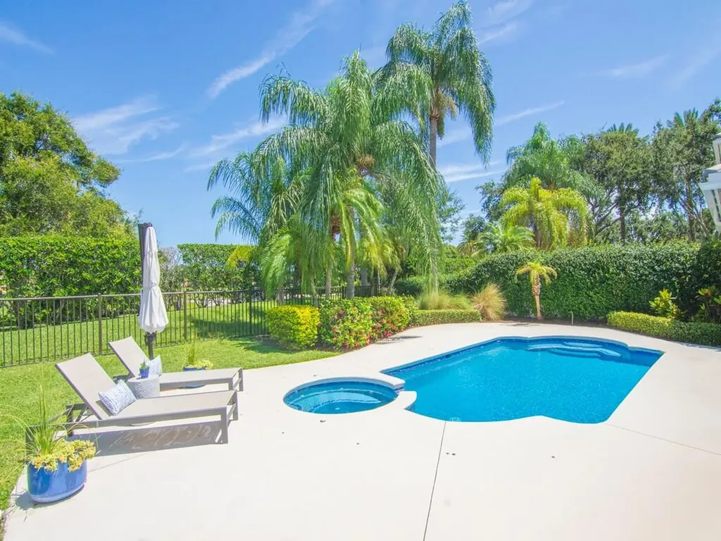 2229 Falls Circle Vero Beach FL 32967