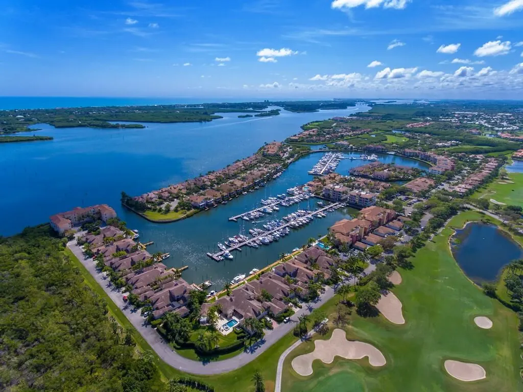 2229 Falls Circle Vero Beach FL 32967
