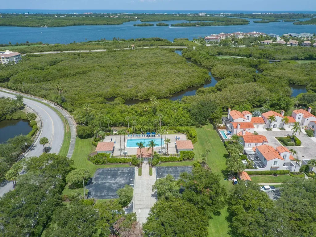 2229 Falls Circle Vero Beach FL 32967