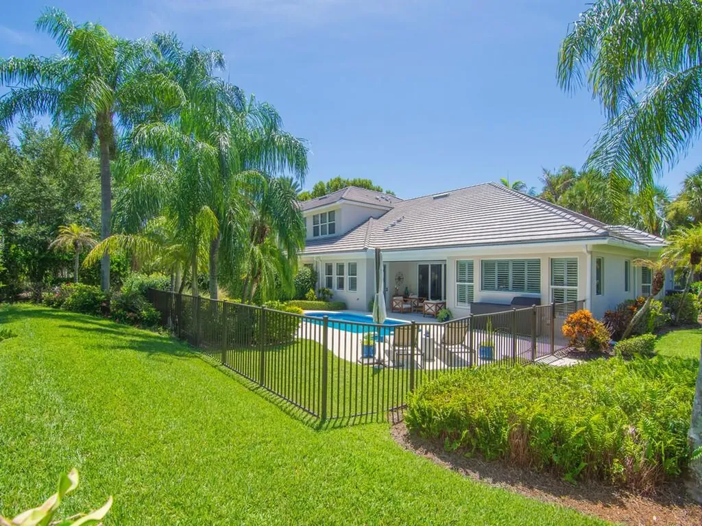 2229 Falls Circle Vero Beach FL 32967