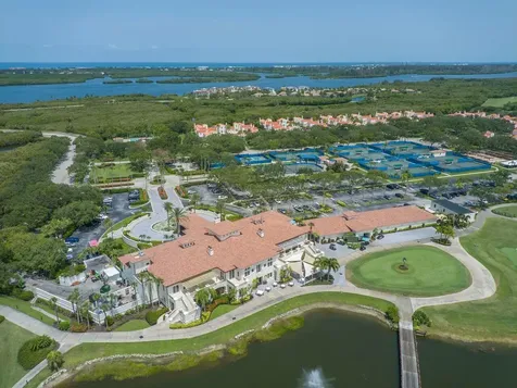 2229 Falls Circle Vero Beach FL 32967