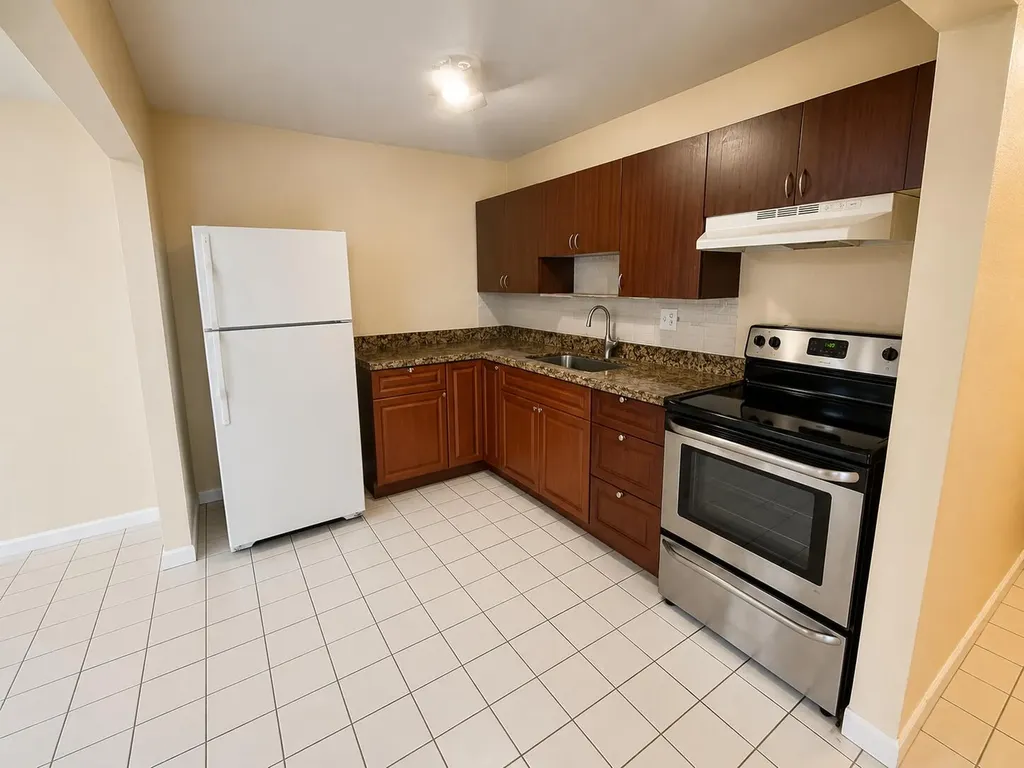 4125 Woodside Drive Coral Springs FL 33065