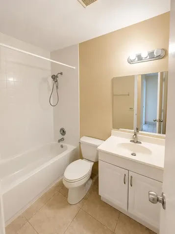 4125 Woodside Drive Coral Springs FL 33065