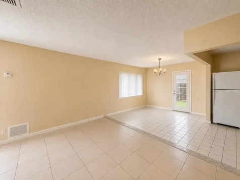 4125 Woodside Drive Coral Springs FL 33065