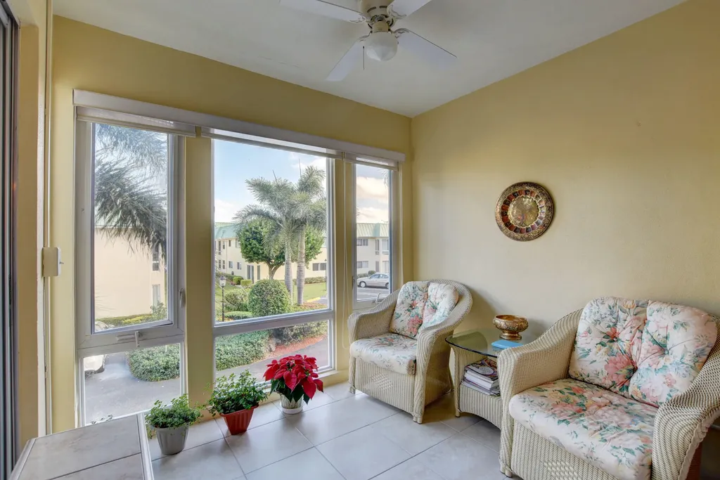 29 Colonial Club Drive Boynton Beach FL 33435