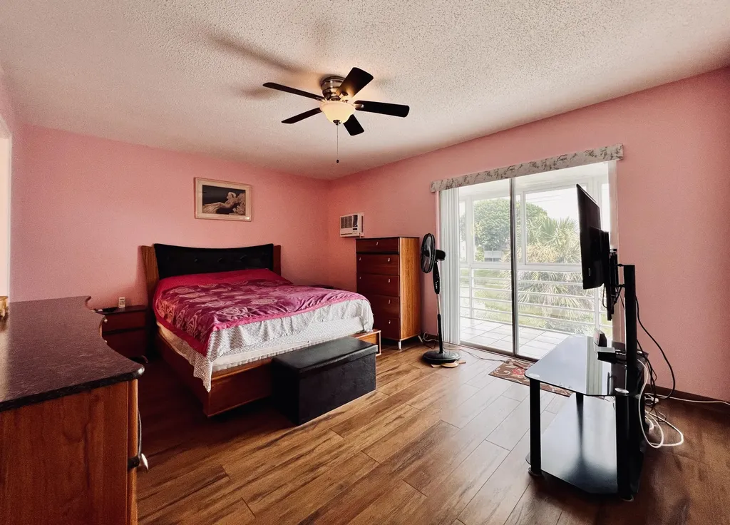 131 Camden F West Palm Beach FL 33417
