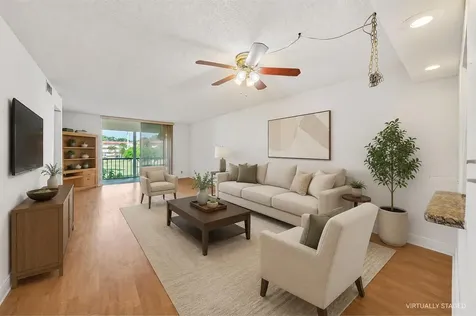 8980 S Hollybrook Boulevard Pembroke Pines FL 33025