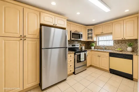 8980 S Hollybrook Boulevard Pembroke Pines FL 33025