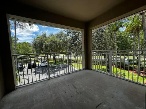 6573 Emerald Dunes Drive West Palm Beach FL 33411