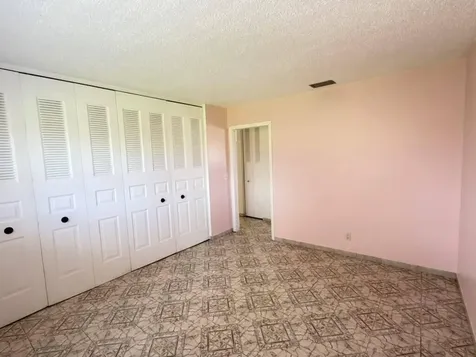 2727 Dudley Drive W West Palm Beach FL 33415