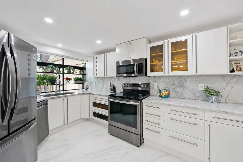 111 Waterview Drive Palm Beach Gardens FL 33418