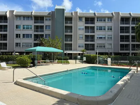 505 Spencer Drive NW West Palm Beach FL 33409