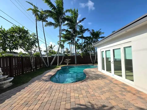 806 N 31st Court Hollywood FL 33021