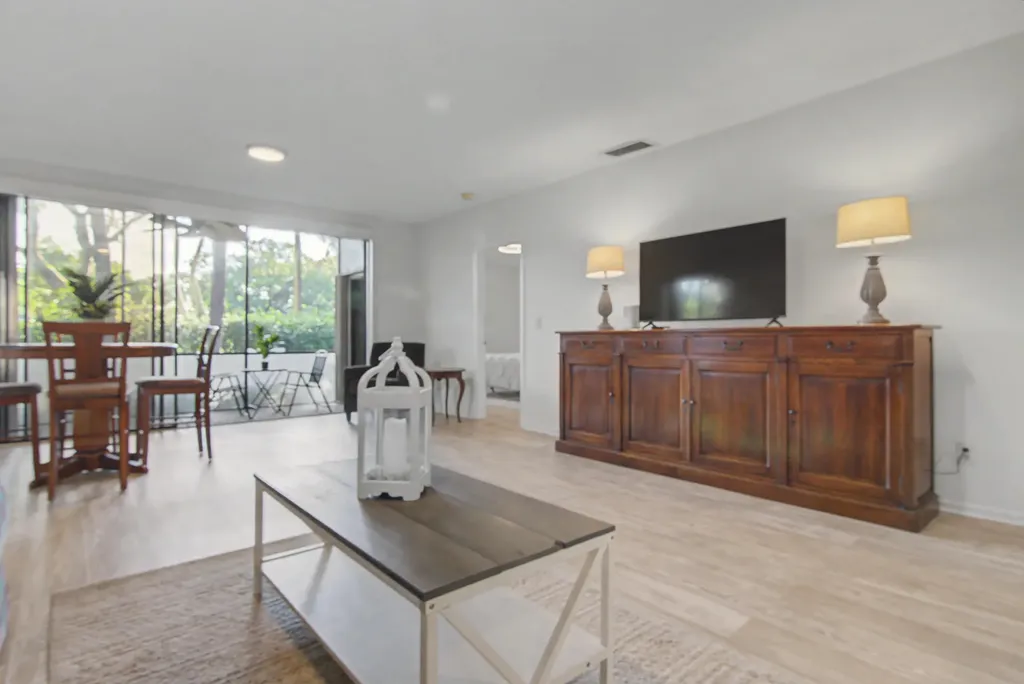 1143 Duncan Circle Palm Beach Gardens FL 33418