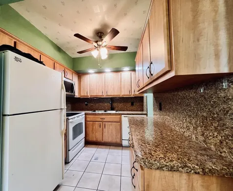 210 Easthampton I West Palm Beach FL 33417