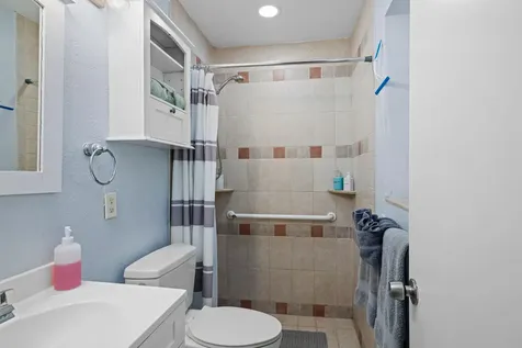 336 S Chillingworth Drive West Palm Beach FL 33409
