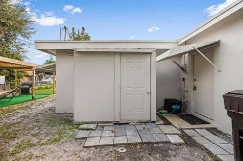 336 S Chillingworth Drive West Palm Beach FL 33409