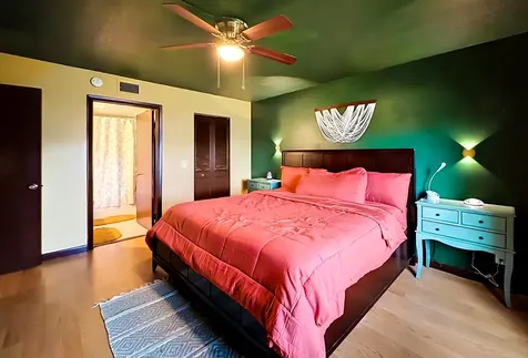 706 Sunny Pine Way Greenacres FL 33415