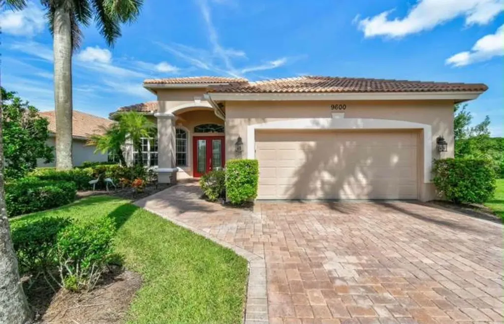 9600 Crooked Stick Lane Port St Lucie FL 34986