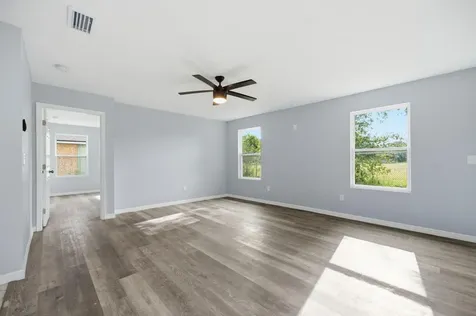 4327 Bessie Circle E Jacksonville FL 32209