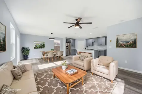 4327 Bessie Circle E Jacksonville FL 32209