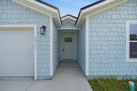 4327 Bessie Circle E Jacksonville FL 32209