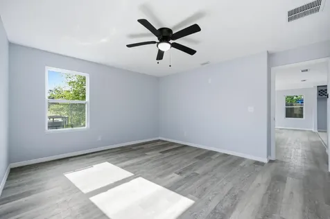 4327 Bessie Circle E Jacksonville FL 32209