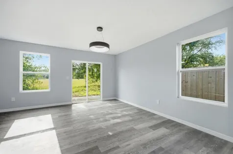 4327 Bessie Circle E Jacksonville FL 32209