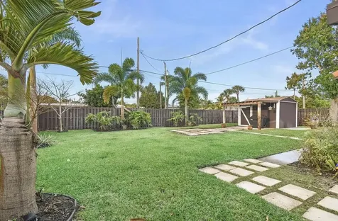525 Evergreen Drive West Palm Beach FL 33403