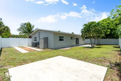 3440 NE 10th Terrace Pompano Beach FL 33064