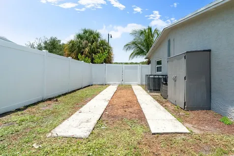 3440 NE 10th Terrace Pompano Beach FL 33064