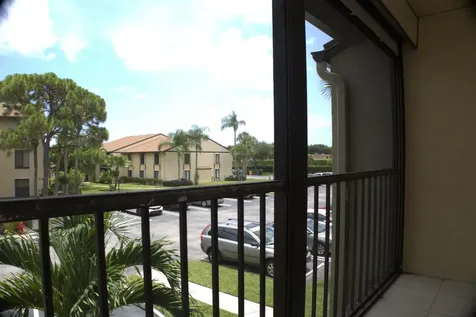 815 Sky Pine Way Greenacres FL 33415