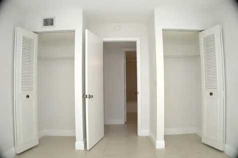 815 Sky Pine Way Greenacres FL 33415