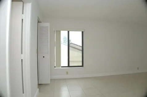 815 Sky Pine Way Greenacres FL 33415