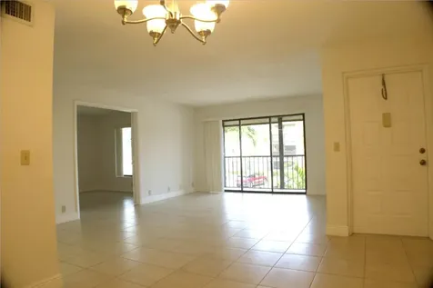 815 Sky Pine Way Greenacres FL 33415