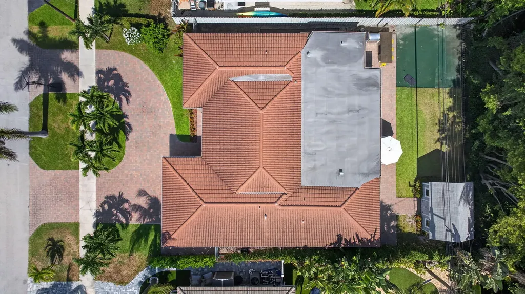 1270 SE 14th Court Deerfield Beach FL 33441