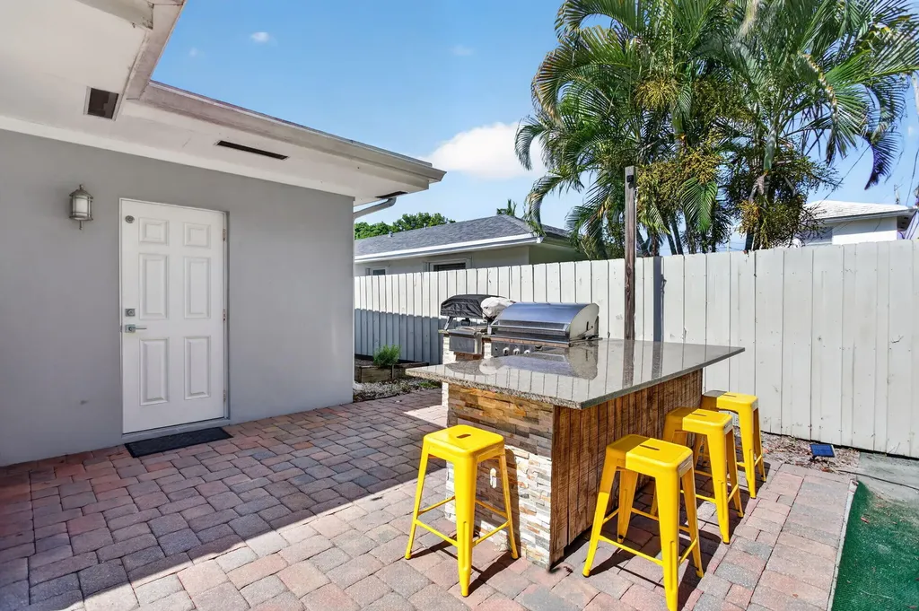1270 SE 14th Court Deerfield Beach FL 33441