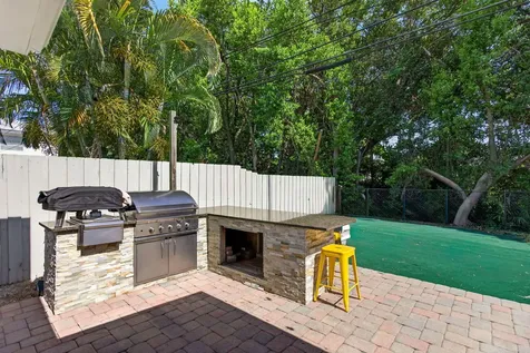 1270 SE 14th Court Deerfield Beach FL 33441