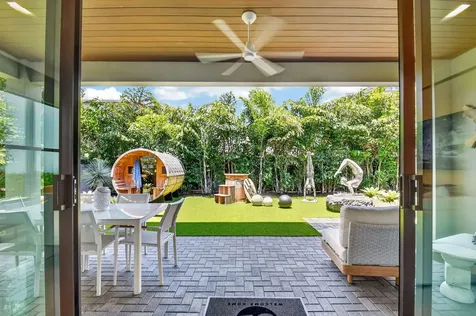 415 42nd Street West Palm Beach FL 33407