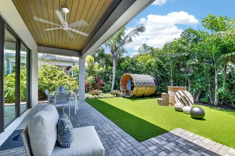 415 42nd Street West Palm Beach FL 33407