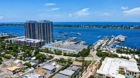 415 42nd Street West Palm Beach FL 33407